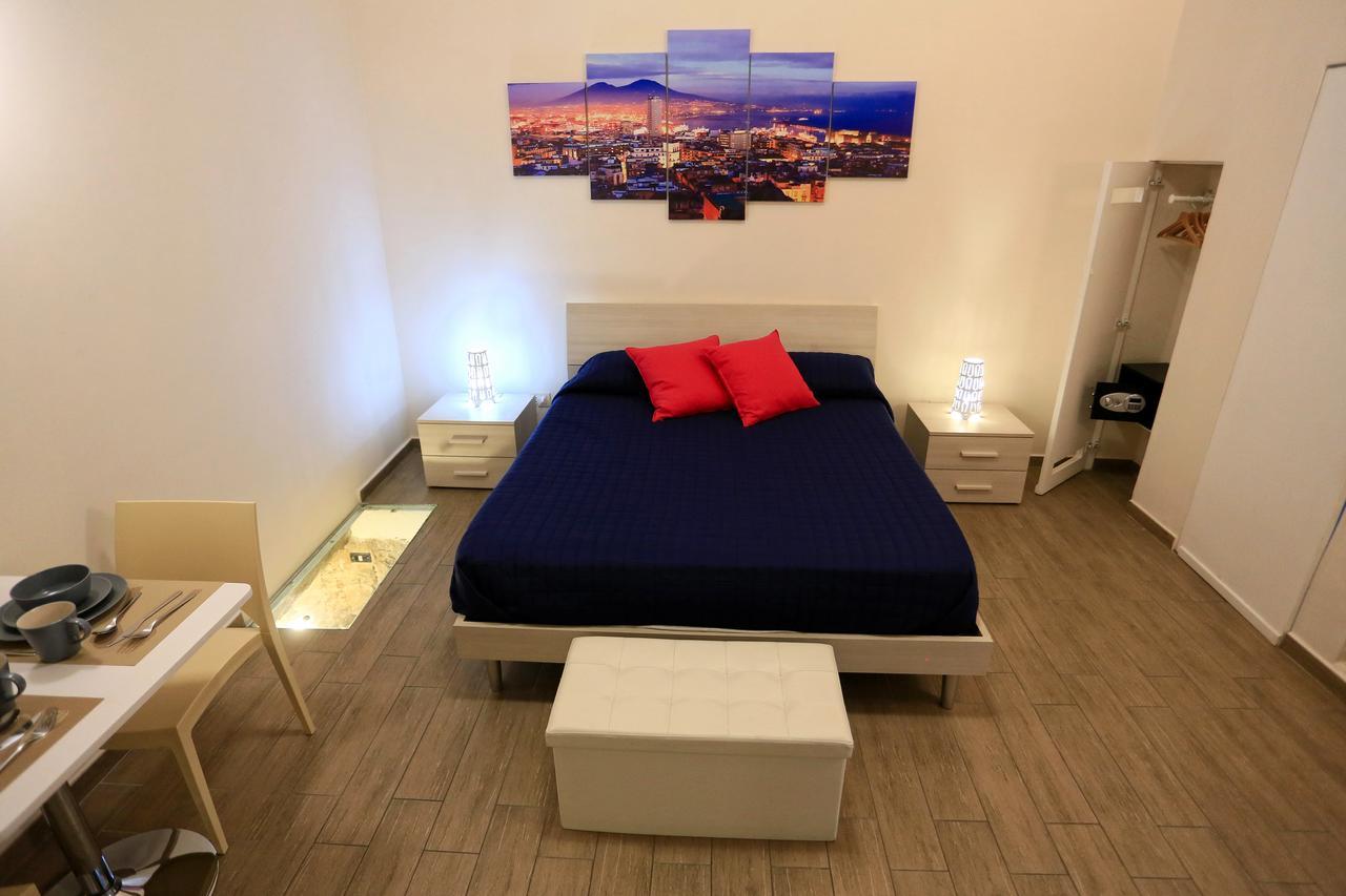 Apartcity Naples B&B Екстер'єр фото